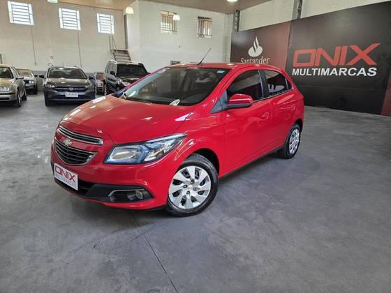 CHEVROLET ONIX 1.4 MPFI LT 8V FLEX 4P AUTOMÁTICO